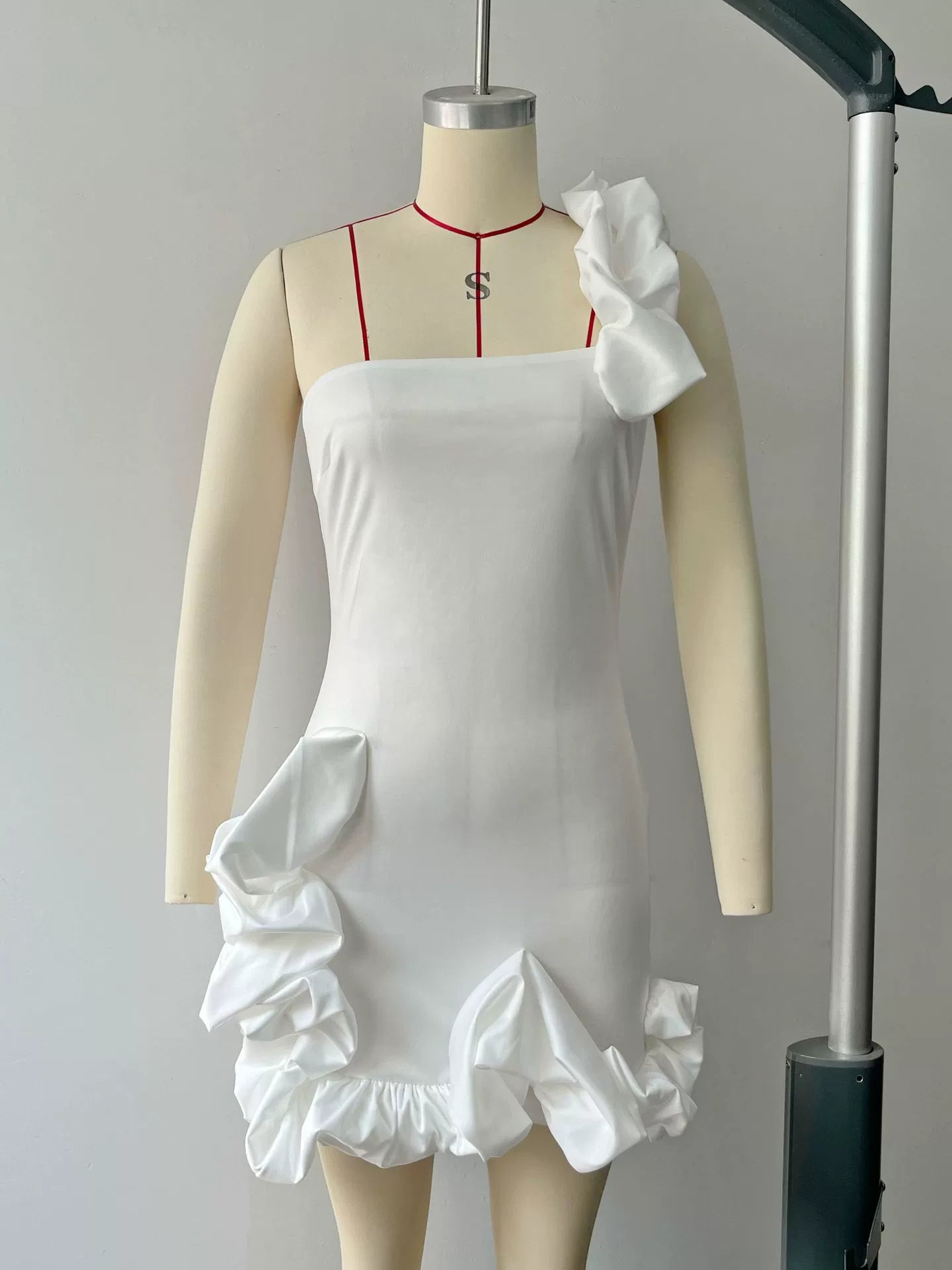 Sexy Party Dress Women's Party Dress Ruffles Bud Tight Waist Dress One Shoulder Tube Top Bodycon Dress