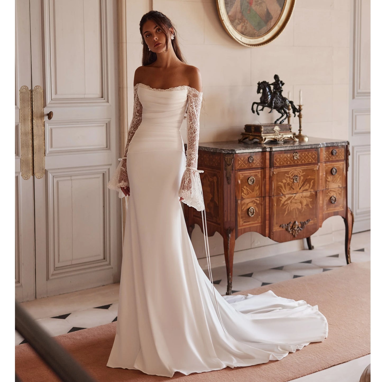 Charming Mermaid Wedding Dresses Off The Shoulder Long Sleeves Bridal Gowns Glitter Beads Back Sweep Train Robes de Mariee