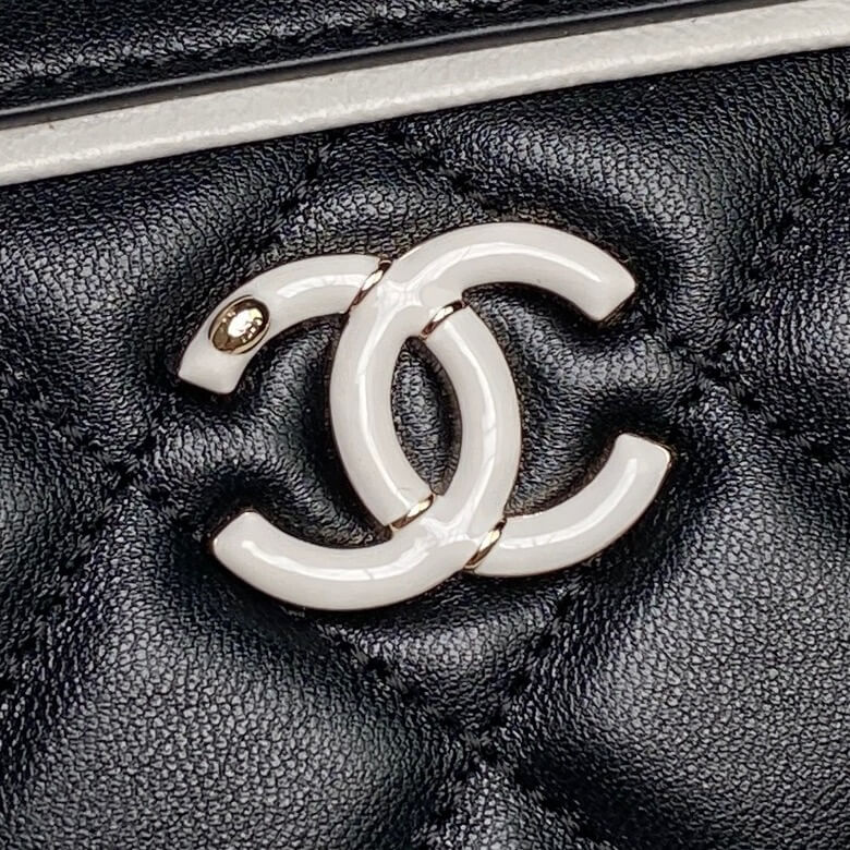 Chanel Classic Bag